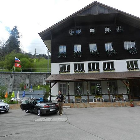 Gasthof Am Bach Acomodação com café da manhã Boltigen Quarto foto